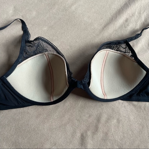 cK Deep Punge Lace Bra - Black, 32D - Picture 4 of 6